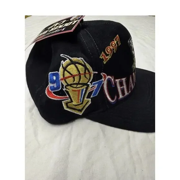 90s VTG CHICAGO BULLS Sports Specialties THREE PEAT 3 NBA Champions Hat SnapBack